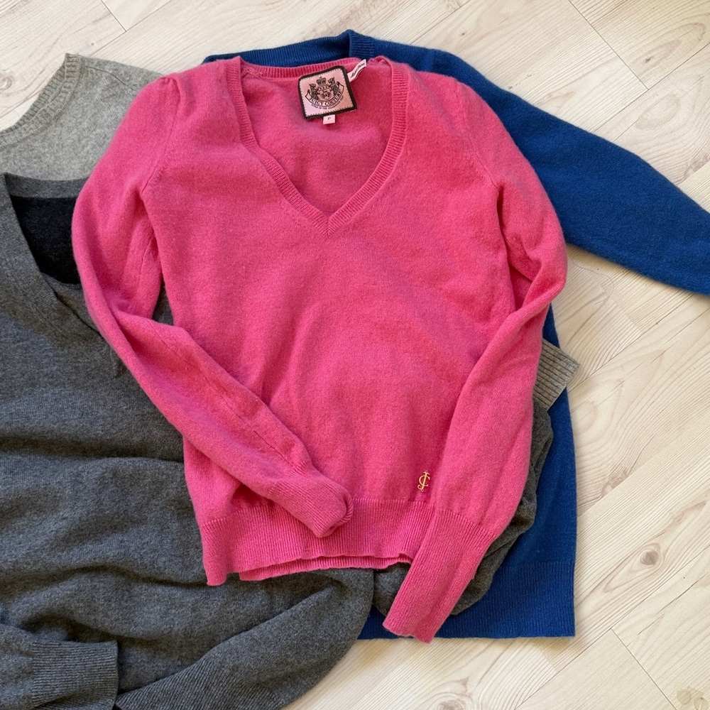 Bundle of spring cashmere V-Neck and Crew Neck Sweaters - Picture 2 of 7